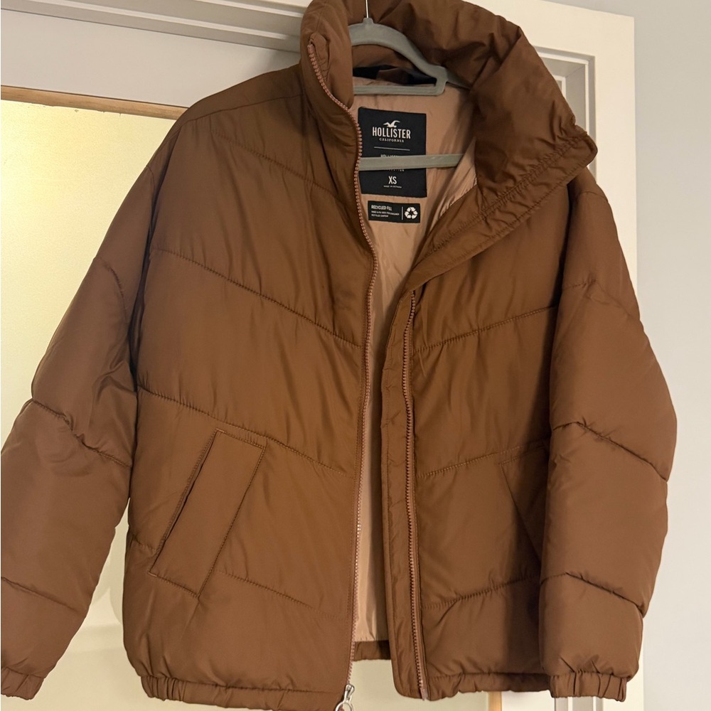 Hollister Brown Puffer Jacket - Picture 2 of 3